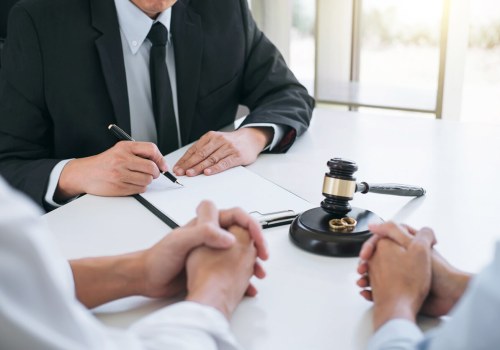 Selecting the Right Divorce Lawyer